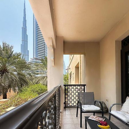 Trophy 2Br Aladdin Estate W Burj Khalifa View Lägenhet Dubai Exteriör bild