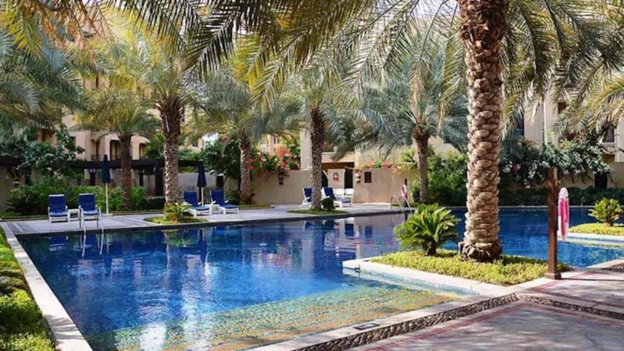 Trophy 2Br Aladdin Estate W Burj Khalifa View Lägenhet Dubai Exteriör bild