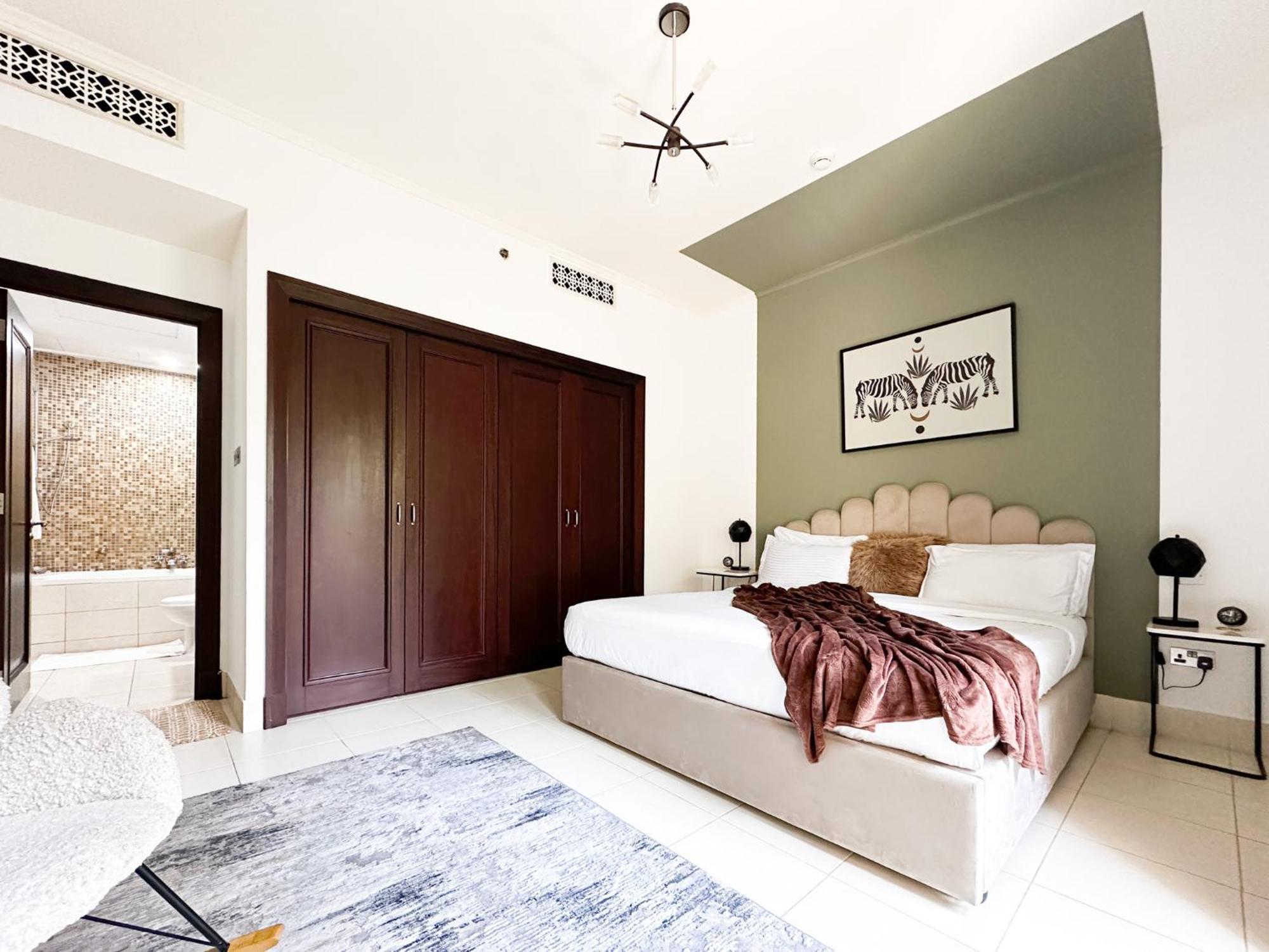 Trophy 2Br Aladdin Estate W Burj Khalifa View Lägenhet Dubai Exteriör bild